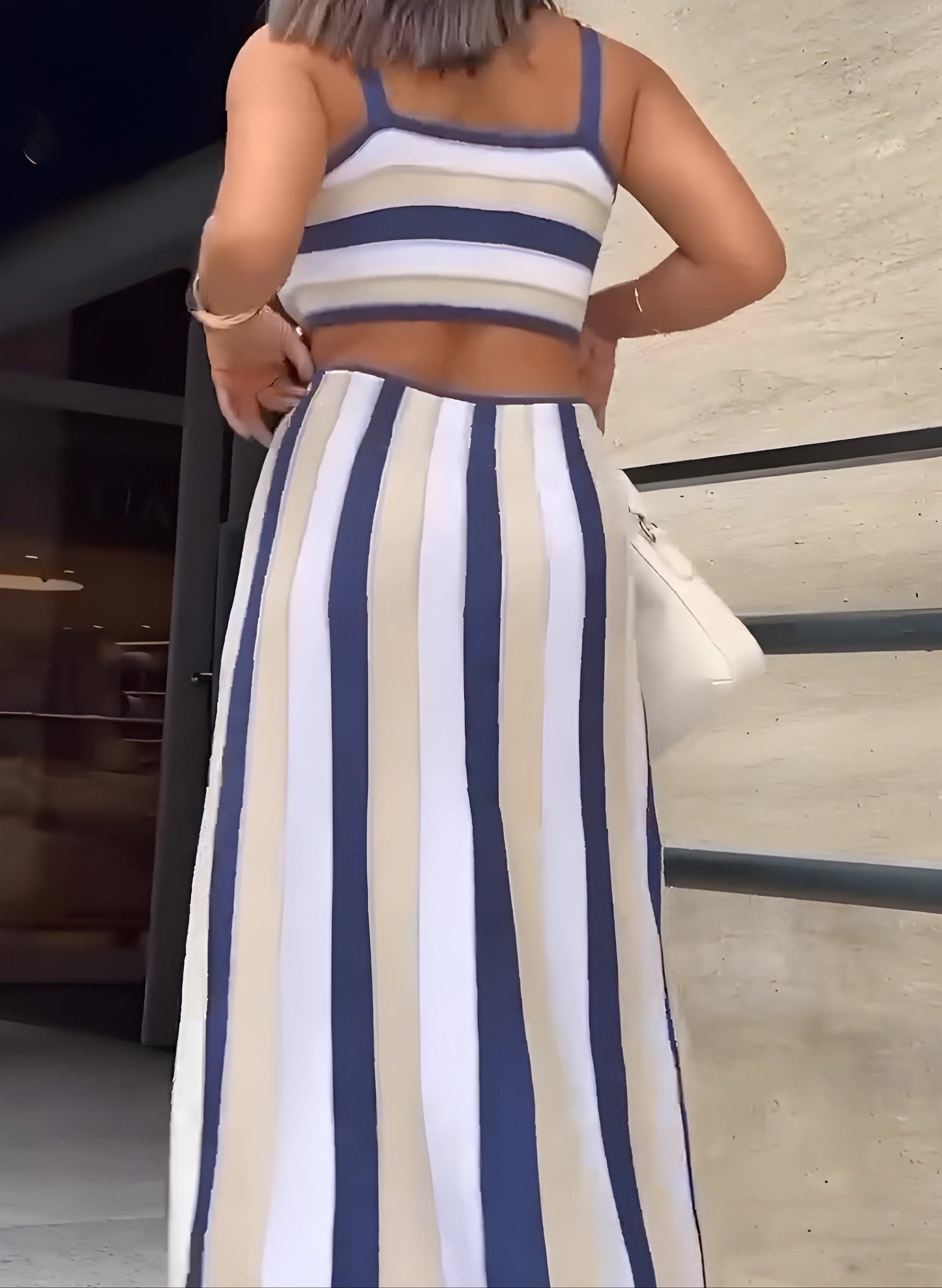 Robe Longo Tricot Listrado Cut Ou