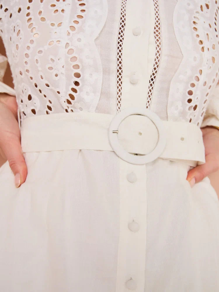 Robe Lara Armont en mars