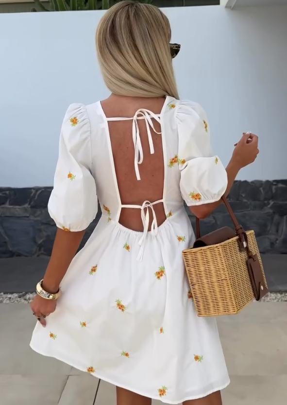 Robe Blanche Champêtre à Fleurs Brodées