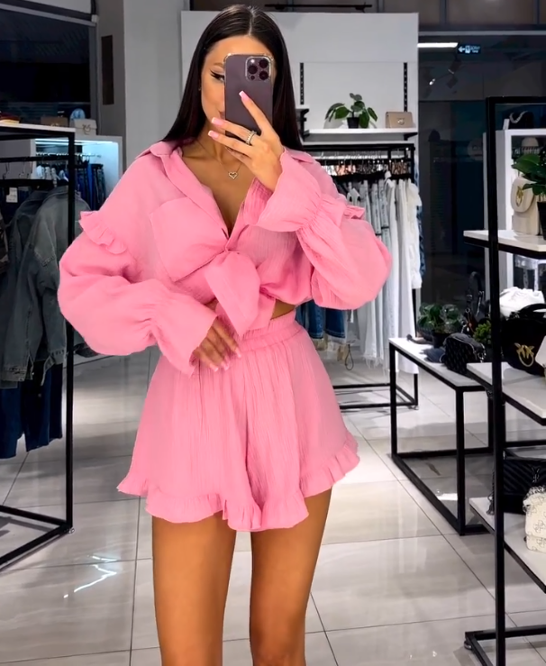 Ensemble féminin Anfisa