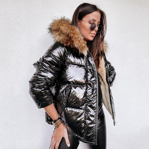 Casaco Feminino Ashley avec Capuz de Pelo – Style et confort pour l'hiver