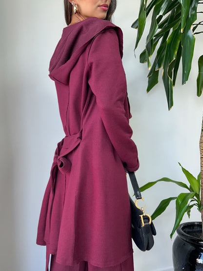 Conjunto Calça + blusa + trench-coat 