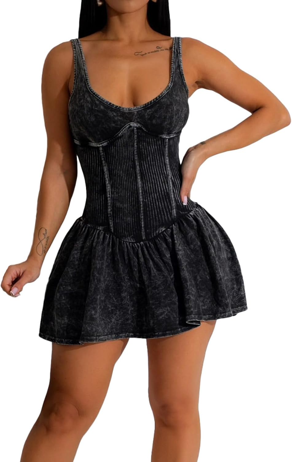 Robe de Alças Curto avec Babados