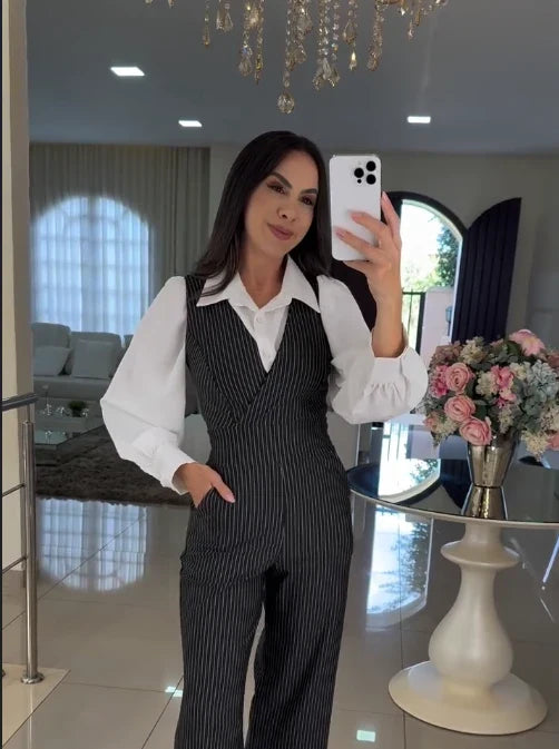 Macacão Executiva Chic Alfaiataria Risca de Giz avec Camisa Branca 