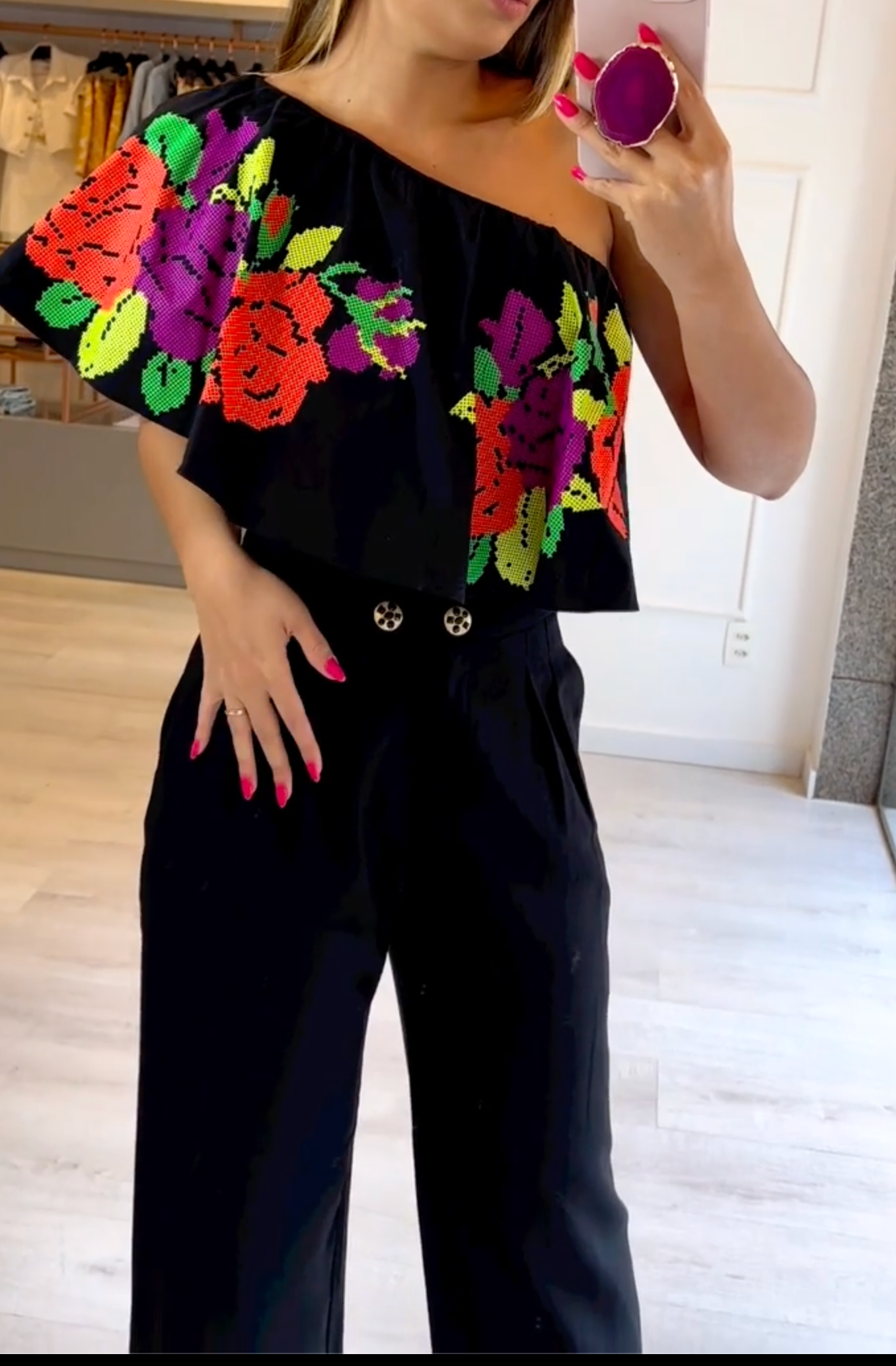 Conjunto Lorena Cropped e Calça Pantalona