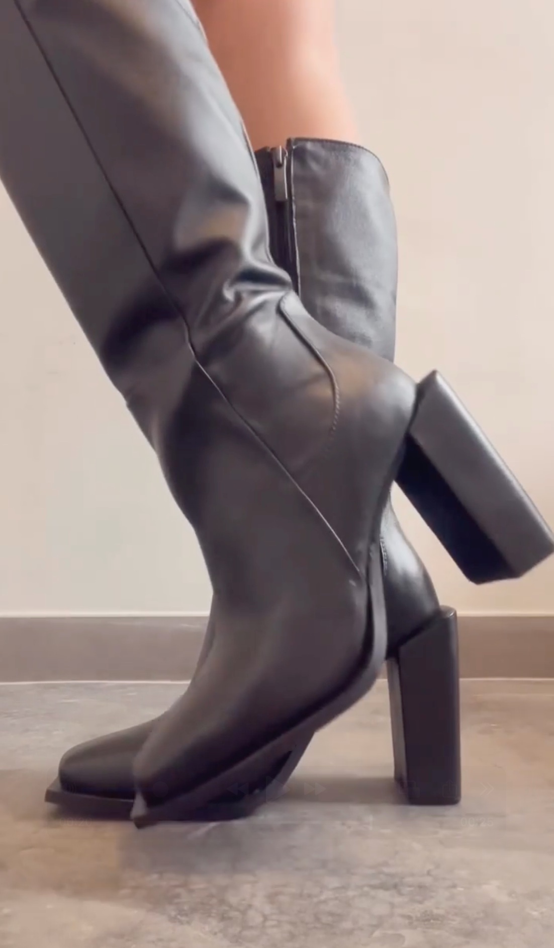 Bota Alvaris Couro Legítimo 