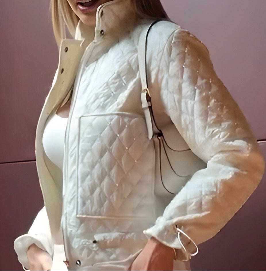 Jaqueta Matelassê Off-White avec Bolsos Frontais