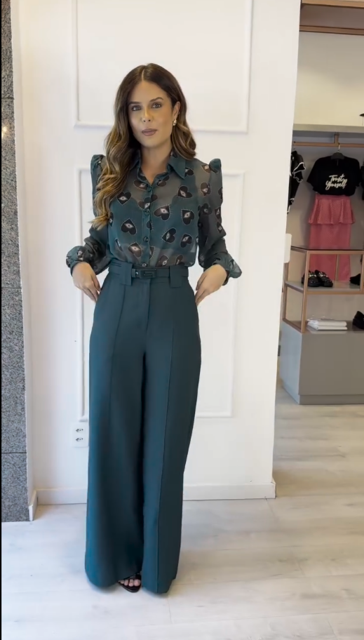 Conjunto Yasmin Calça et Camisa