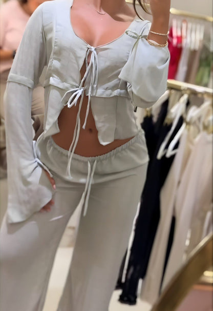 Conjunto Feminino Milena – Tecido Leve avec Amarração 