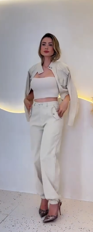 Conjunto Elizaveta – Sofisticação Neutra