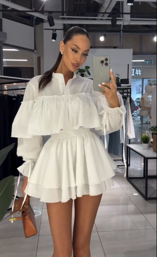 Ensemble Yelena Saia et Cropped Off-White 