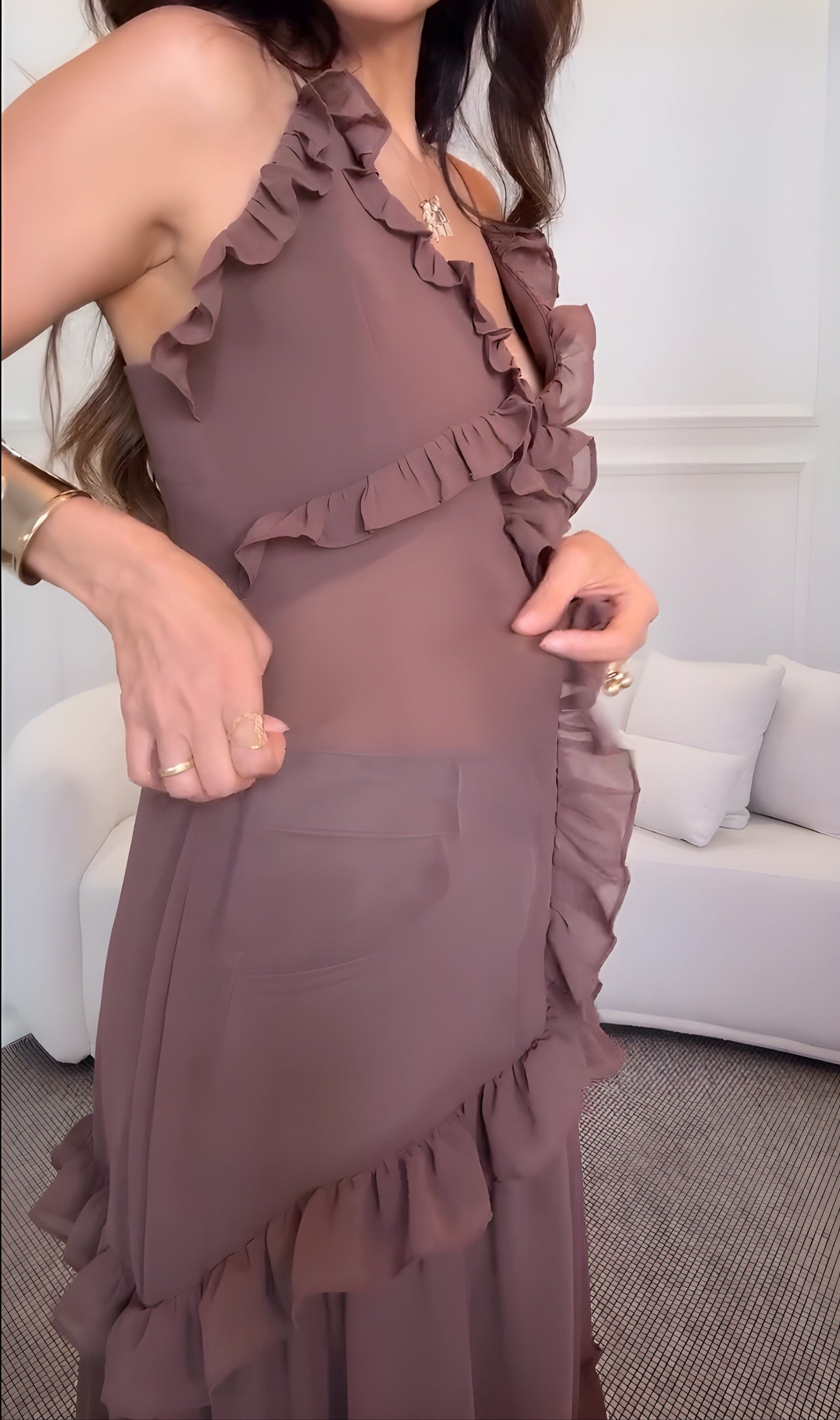 Saída Longa Feminina com Babados