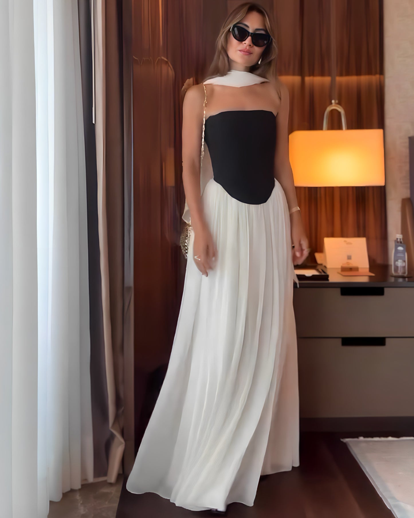 Robe Longo Bicolore – Elegância Atemporal