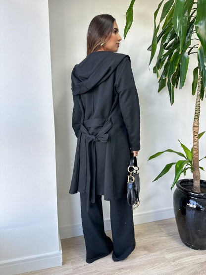 Conjunto Calça + blusa + trench-coat 
