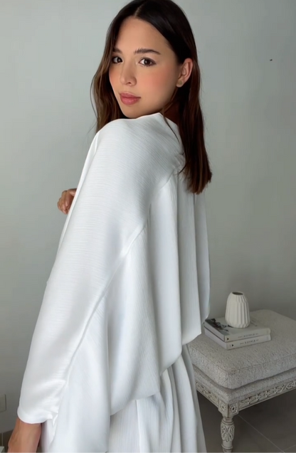 Robe Aura Branca – Elegância Leve e Atemporal 🌟