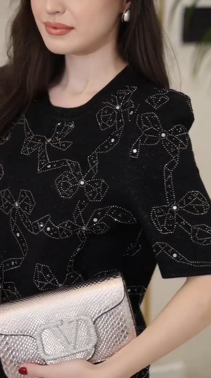 Conjunto Feminino Preto avec Laços Bordados em Strass